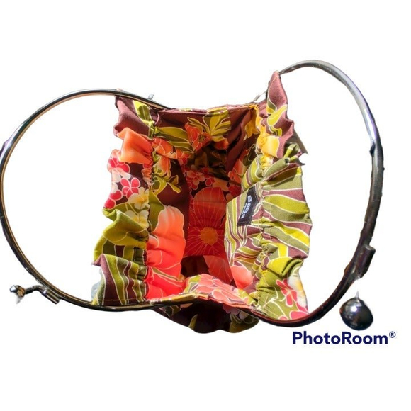 BaBa Floral Metal Handle Purse - Picture 2 of 5